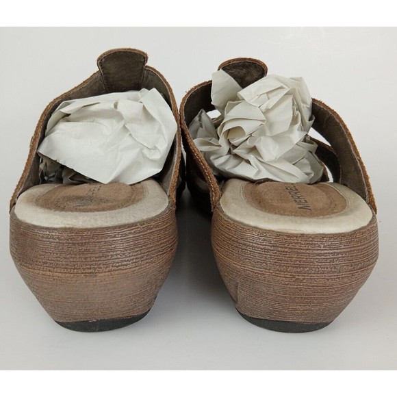 Merrell Brown Leather Sandals Heels Slip Ons Luxe Slide Mink Womens Size 8 - Picture 4 of 8
